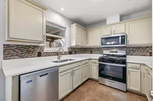 214 Crystal Knoll Blvd, Georgetown, TX 78626 - Photo 3