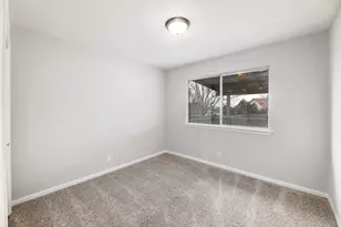 214 Crystal Knoll Blvd, Georgetown, TX 78626 - Photo 17
