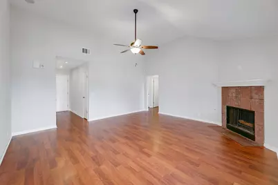 214 Crystal Knoll Boulevard, Georgetown, TX 78626 - Photo 7