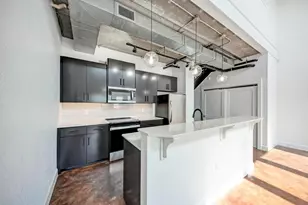 807 E 14th St, Austin, TX 78702 - Photo 25