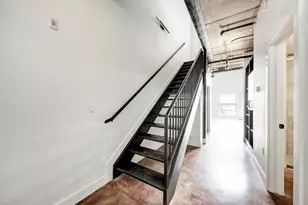 807 E 14th St, Austin, TX 78702 - Photo 31