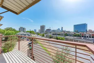 807 E 14th St, Austin, TX 78702 - Photo 23
