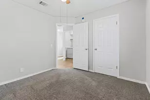 1318 Settlers Valley Dr, Pflugerville, TX 78660 - Photo 29