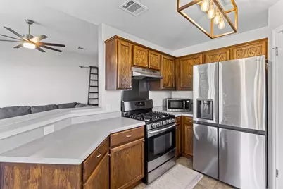 1318 Settlers Valley Drive, Pflugerville, TX 78660 - Photo 7