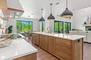 202 Hub Dr, Wimberley, TX 78676 - Photo 5