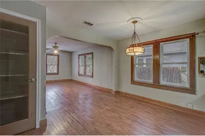 607 E 15th Street, Georgetown, TX 78626 - Photo 13