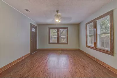 607 E 15th Street, Georgetown, TX 78626 - Photo 7