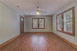 607 E 15th St, Georgetown, TX 78626 - Photo 7