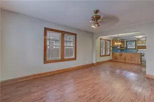 607 E 15th St, Georgetown, TX 78626 - Photo 9