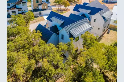 2404 Bruin Drive, Spicewood, TX 78669 - Photo 29