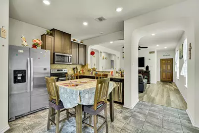 2950 E Old Settlers Boulevard #70, Round Rock, TX 78665 - Photo 9