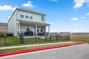 7401 Grand Linden Wy, Austin, TX 78744 - Photo 13