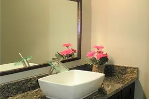 6627 Valleyside Rd, Austin, TX 78731 - Photo 17