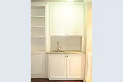 6627 Valleyside Road, Austin, TX 78731 - Photo 5