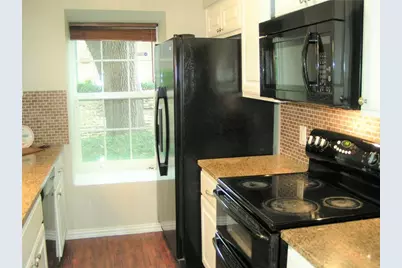 6627 Valleyside Road, Austin, TX 78731 - Photo 15