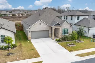 111 Rainmaker Cv, Bastrop, TX 78602 - Photo 37