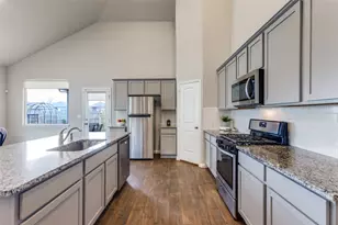 111 Rainmaker Cv, Bastrop, TX 78602 - Photo 15