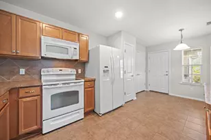 522 Salt Creek Lane, Georgetown, TX 78633 - Photo 9
