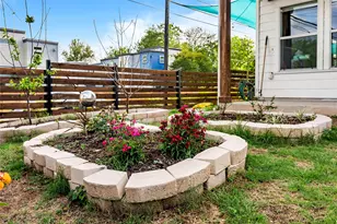 1600 Maple Ave, Austin, TX 78702 - Photo 11