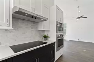 4503 Grassland Dr, Austin, TX 78723 - Photo 9