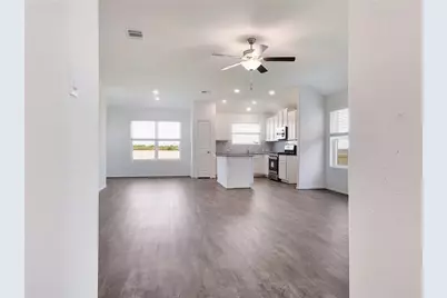 112 Concho Brook Bend, Georgetown, TX 78626 - Photo 3