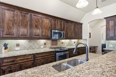 17921 Misty Harbor Drive, Pflugerville, TX 78660 - Photo 11