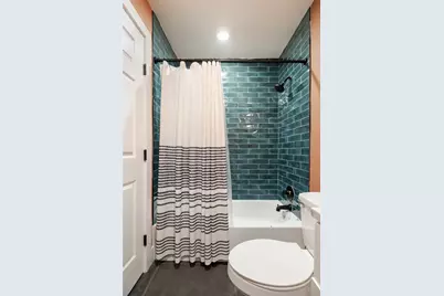 904 Acorn Oaks Drive, Austin, TX 78745 - Photo 15