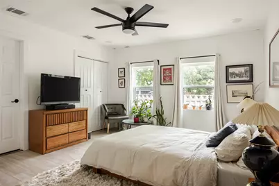 904 Acorn Oaks Drive, Austin, TX 78745 - Photo 11