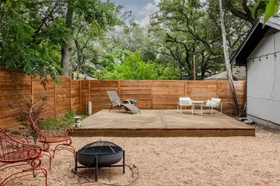 904 Acorn Oaks Drive, Austin, TX 78745 - Photo 29