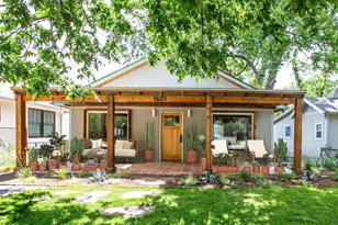 1621 Garden St, Austin, TX 78702 - Photo 1