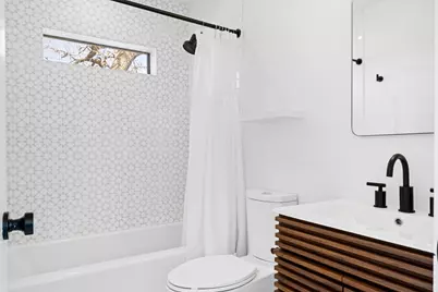 1202 Greenwood Avenue, Austin, TX 78721 - Photo 11