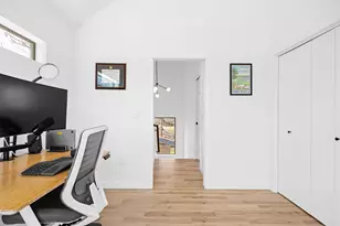 1202 Greenwood Ave, Austin, TX 78721 - Photo 9