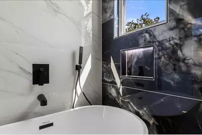 809 Fm 467, Seguin, TX 78155 - Photo 29