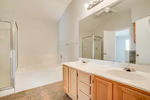 12716 Margit Dr, Austin, TX 78729 - Photo 13