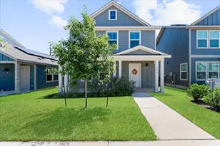 905 Powell St, Kyle, TX 78640 - Photo 1