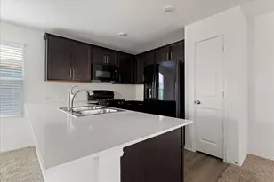 905 Powell St, Kyle, TX 78640 - Photo 13