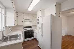 4616 E Cesar Chavez St, Austin, TX 78702 - Photo 7