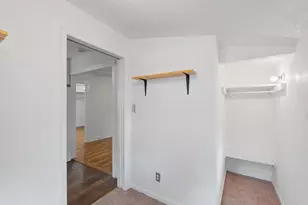 4616 E Cesar Chavez St, Austin, TX 78702 - Photo 5