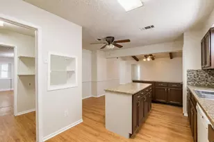 3017 Val Dr, Austin, TX 78723 - Photo 11