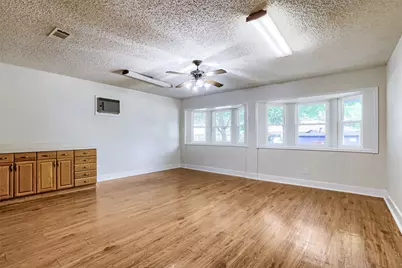 3017 Val Drive, Austin, TX 78723 - Photo 13