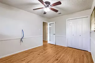 3017 Val Dr, Austin, TX 78723 - Photo 25