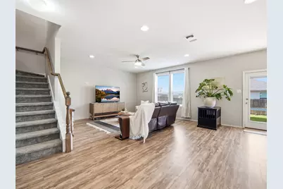 11829 Jackson Falls Way, Manor, TX 78653 - Photo 7