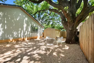 7805 Wakefield Drive, Austin, TX 78749 - Photo 33