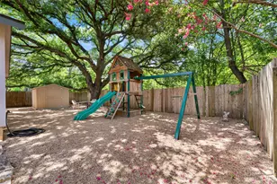 7805 Wakefield Dr, Austin, TX 78749 - Photo 29