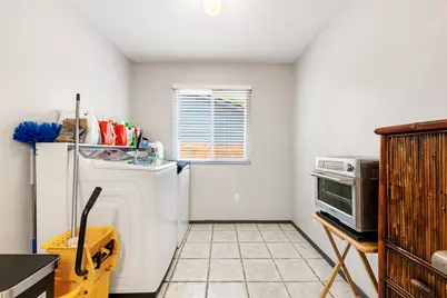 7805 Wakefield Drive, Austin, TX 78749 - Photo 13