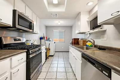 7805 Wakefield Drive, Austin, TX 78749 - Photo 11