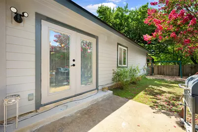 7805 Wakefield Drive, Austin, TX 78749 - Photo 29