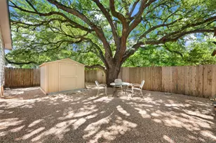 7805 Wakefield Dr, Austin, TX 78749 - Photo 35