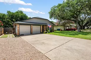 7805 Wakefield Dr, Austin, TX 78749 - Photo 3