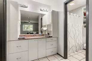 7805 Wakefield Dr, Austin, TX 78749 - Photo 21